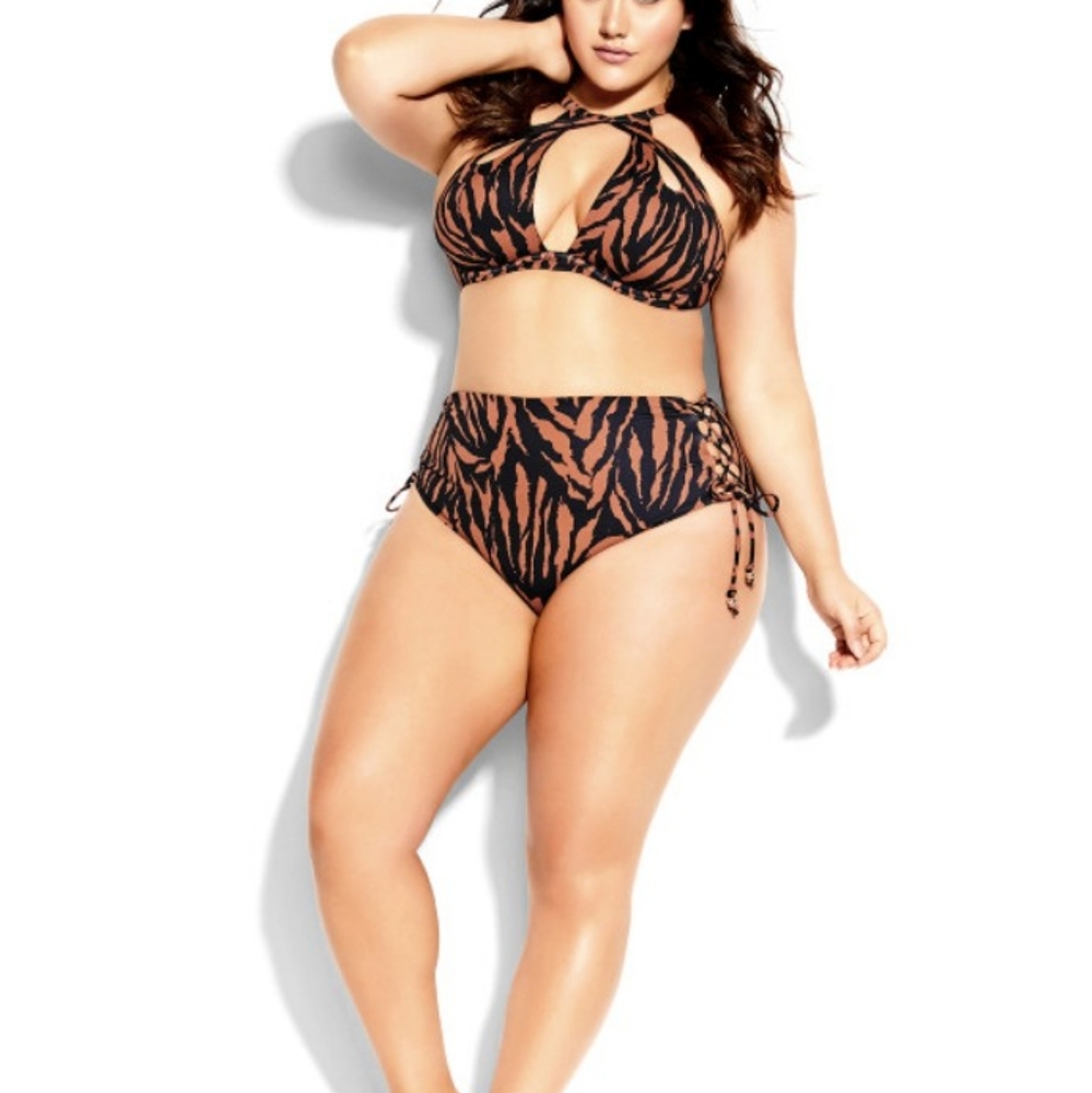 NWT Size 18 2 piece swimsuit